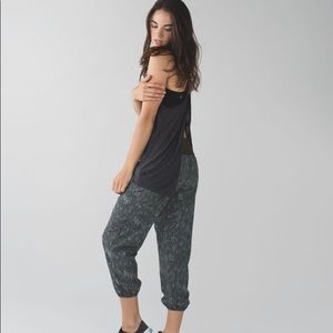*Sold* Lululemon Om Pant